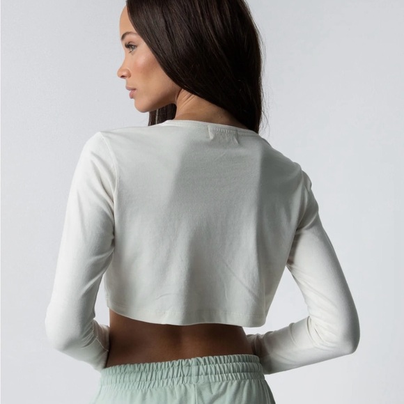 TALENTLESS BONE Long Sleeve Crop Top | Sz: M - Picture 2 of 6